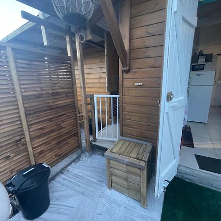2 Bungalows Au Bord De La Plage De Montal A Moule Loues Individuellement Ou Ensemble 르 물레 외부 사진