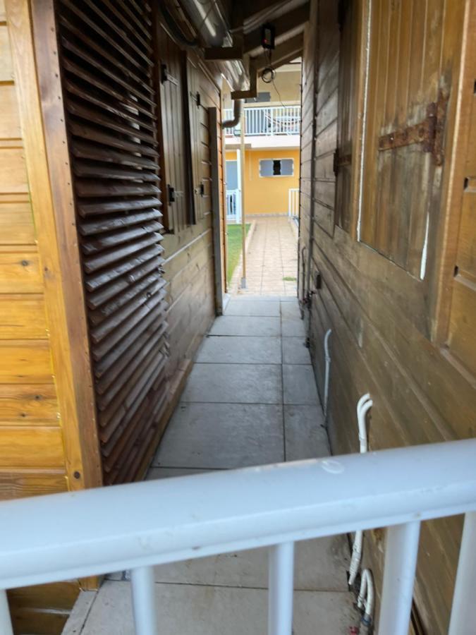 2 Bungalows Au Bord De La Plage De Montal A Moule Loues Individuellement Ou Ensemble 르 물레 외부 사진