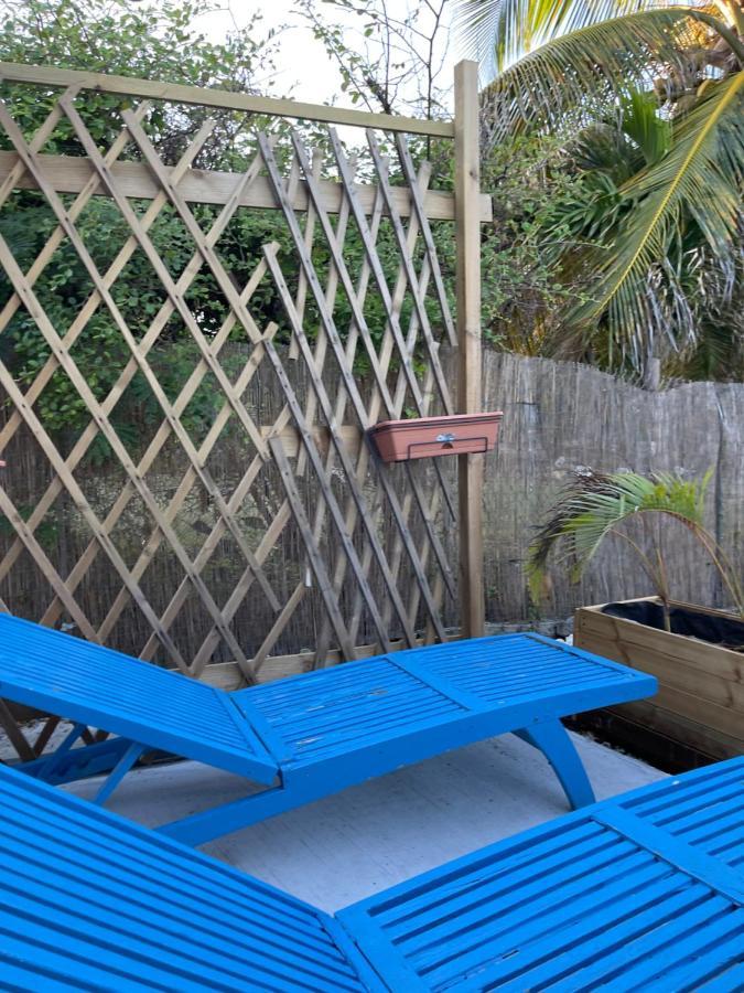 2 Bungalows Au Bord De La Plage De Montal A Moule Loues Individuellement Ou Ensemble 르 물레 외부 사진