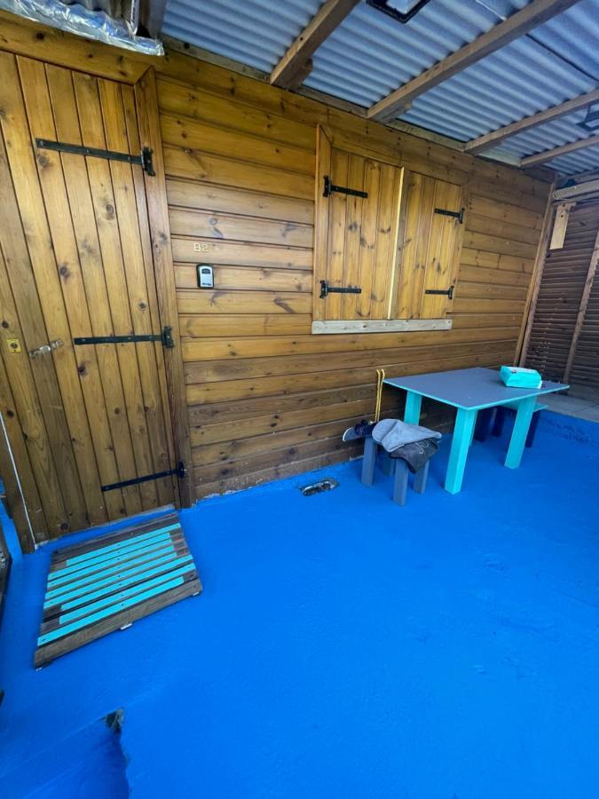 2 Bungalows Au Bord De La Plage De Montal A Moule Loues Individuellement Ou Ensemble 르 물레 외부 사진