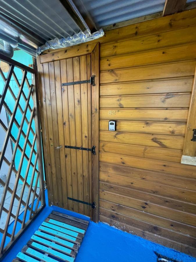 2 Bungalows Au Bord De La Plage De Montal A Moule Loues Individuellement Ou Ensemble 르 물레 외부 사진