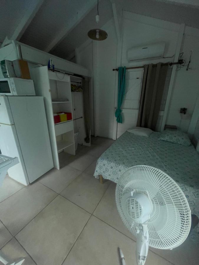 2 Bungalows Au Bord De La Plage De Montal A Moule Loues Individuellement Ou Ensemble 르 물레 외부 사진
