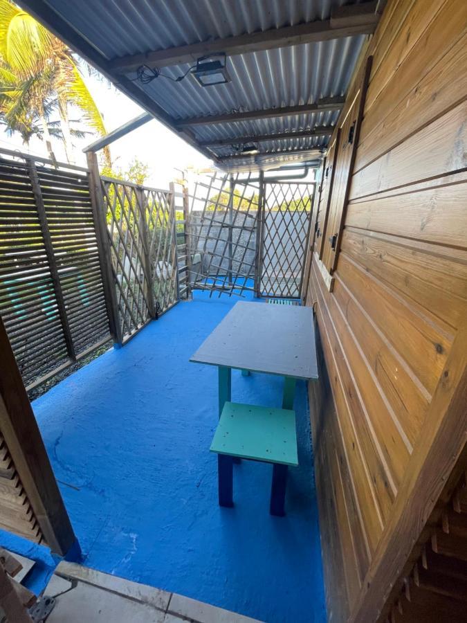 2 Bungalows Au Bord De La Plage De Montal A Moule Loues Individuellement Ou Ensemble 르 물레 외부 사진