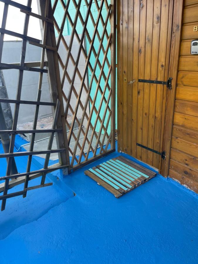 2 Bungalows Au Bord De La Plage De Montal A Moule Loues Individuellement Ou Ensemble 르 물레 외부 사진